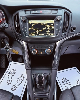 Opel Zafira cena 52700 przebieg: 142000, rok produkcji 2016 z Płock małe 529